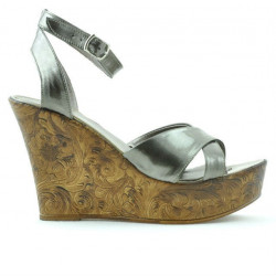 Sandalias de mujer 5017 charol cobrizo