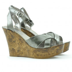 Sandalias de mujer 5017 charol cobrizo
