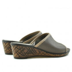 Sandalias de mujer 5004p capuchino perforado