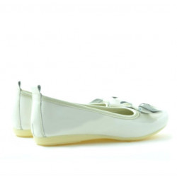 Zapatos para niños 141 charol beige
