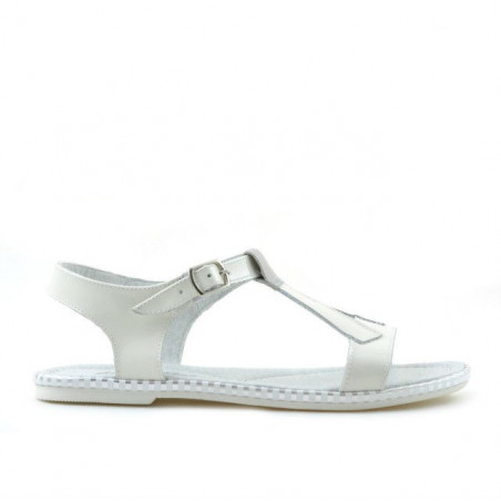 Sandalias infantiles 534 charol beige