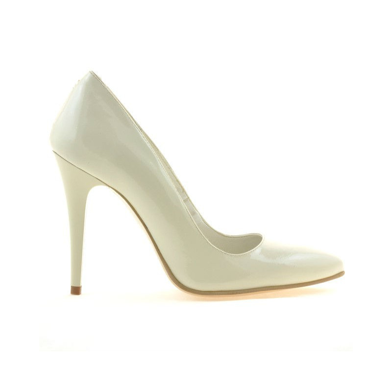 Zapatos elegantes de mujer 1241 charol beige01