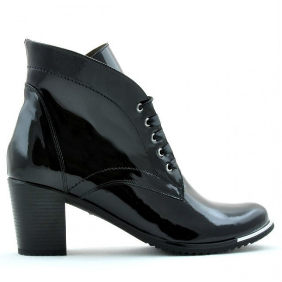 Botines de mujer 3299 charol negro