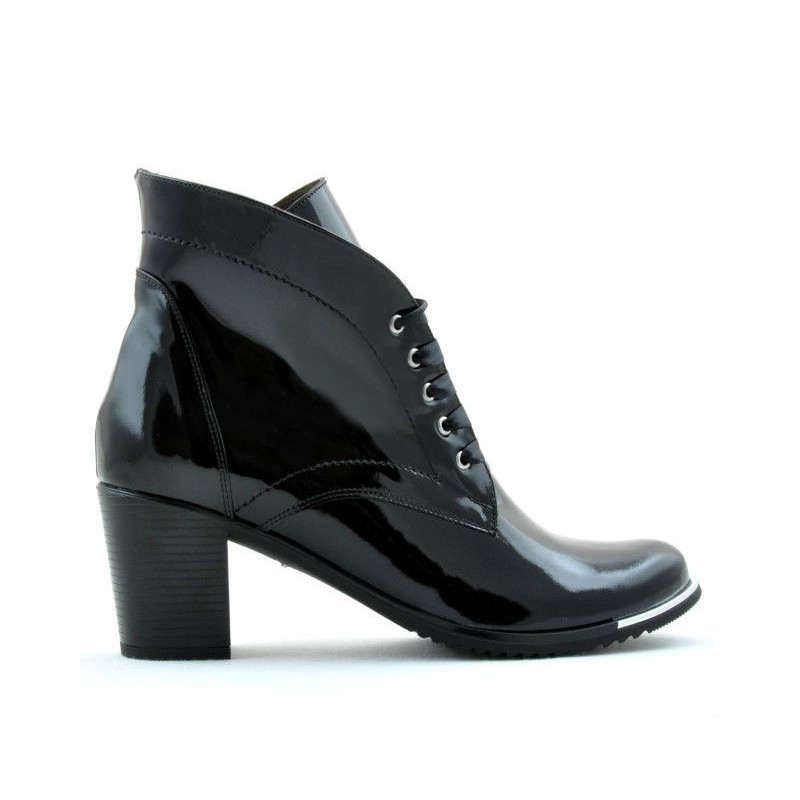 Botines de mujer 3299 charol negro