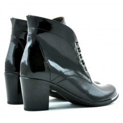 Botines de mujer 3299 charol negro