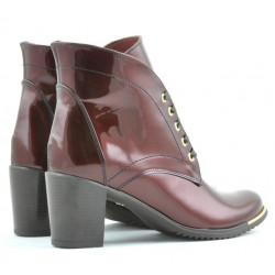 Botas de mujer 3299 charol burdeos