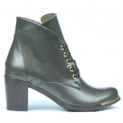 Botines de mujer 3299 charol cobrizo