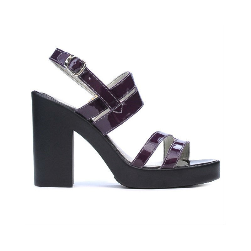 Sandalias de mujer 5027 charol morado
