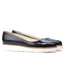 Zapatos casual de mujer 677 charol índigo