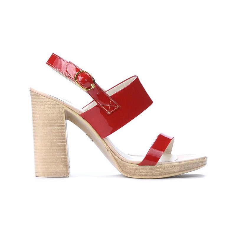Sandalias de mujer 5028 charol rojo