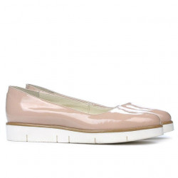 Zapatos casuales de mujer 677 charol nude