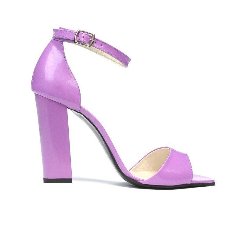 Sandalias de mujer 1259 charol morado claro