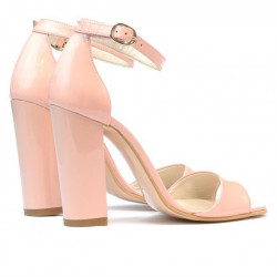 Sandalias de mujer 1259 charol rosa claro