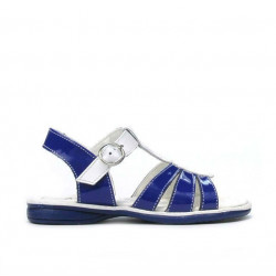 Sandalias niños pequeños 53c charol azul+blanco