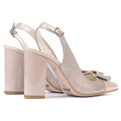 Sandalia mujer 1267 charol marfil combinado