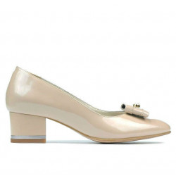 Zapatos elegantes de mujer 1270 charol marfil