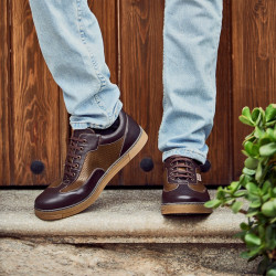 Zapatillas deportivas hombre 886 café combinado lifestyle