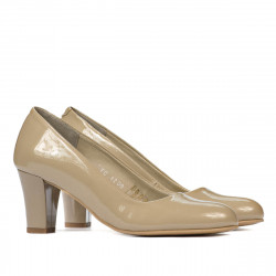 Zapatos elegantes de mujer 1209 charol beige