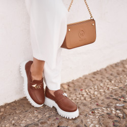 Zapatos casuales para mujer 6072 marrón lifestyle
