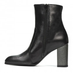 Botas de mujer 1177 negro satinado