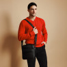Bolso de hombro para hombre 303g 01 negro lifestyle