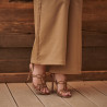 Sandalias de dama 1317 doradas lifestyle
