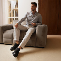 Zapatos casuales para hombre 989 en negro de terciopelo lifestyle