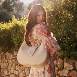 Bolso de mujer de hombro 050g biz panna lifestyle