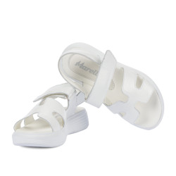 Sandalias para niños 2500 charol blanco