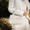 Bolso de mano para dama 056g 01 panna lifestyle