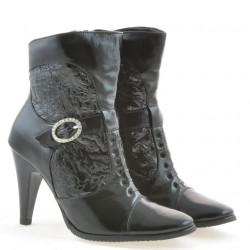 Botas de mujer 1102 crepé charol negro