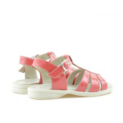 Sandalias para niños pequeños 53c charol coral