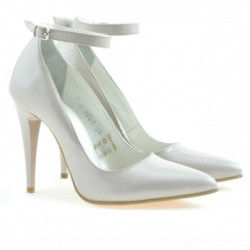 Zapatos elegantes de mujer 1247 charol beige nácar